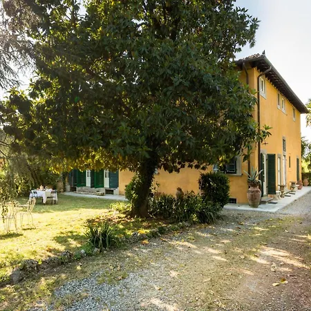 빌라 With Pool In The Vineyards In Lucca